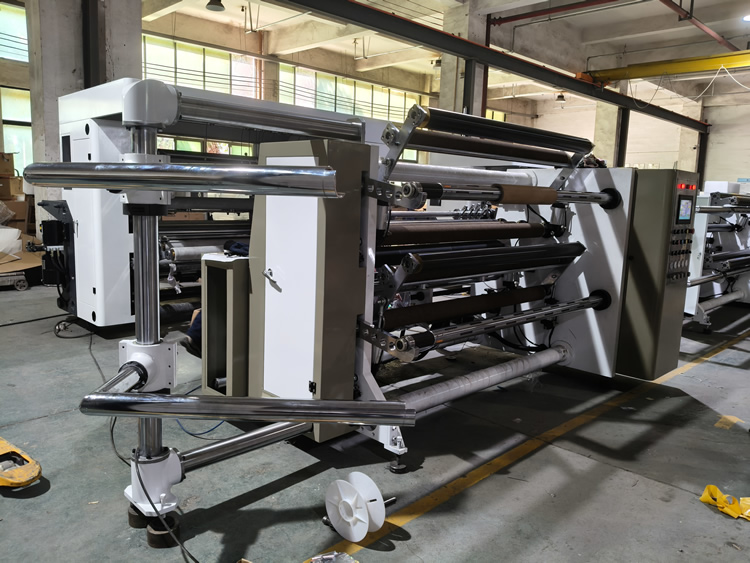 1600型高速分切機調(diào)式